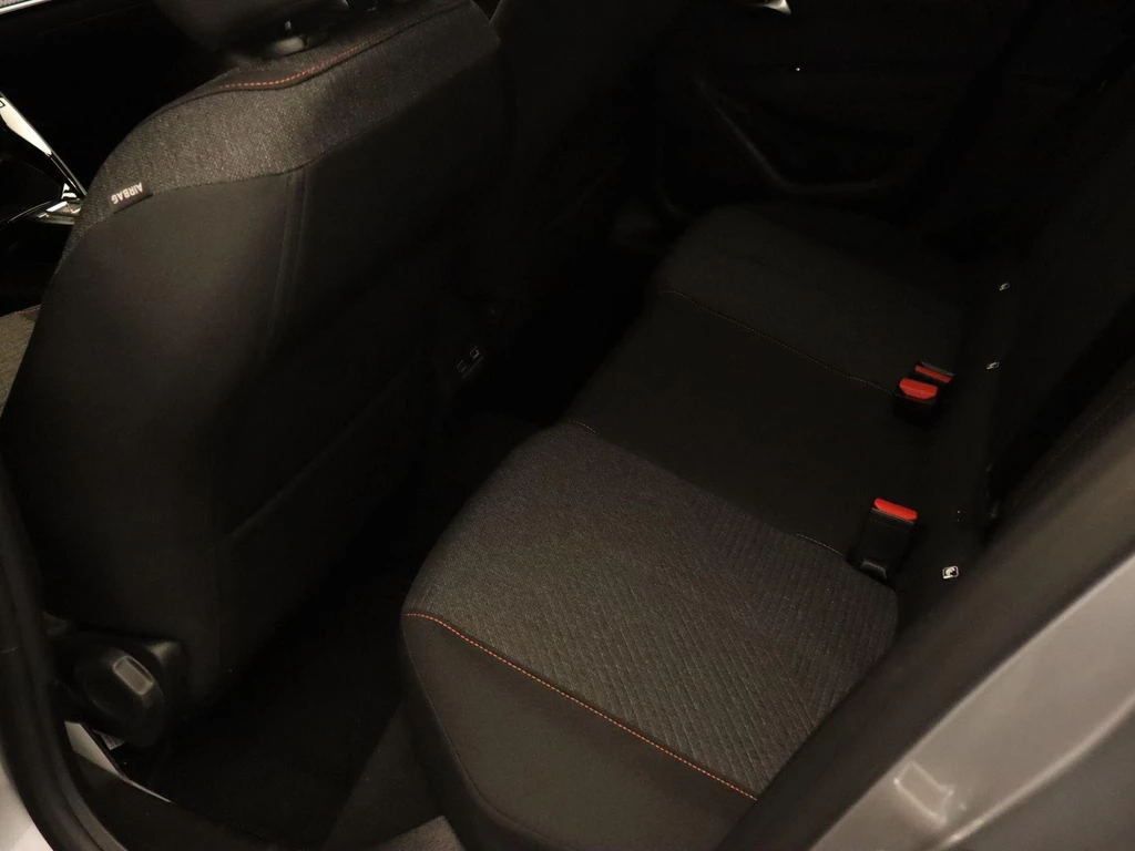 Peugeot 208 – foto 36