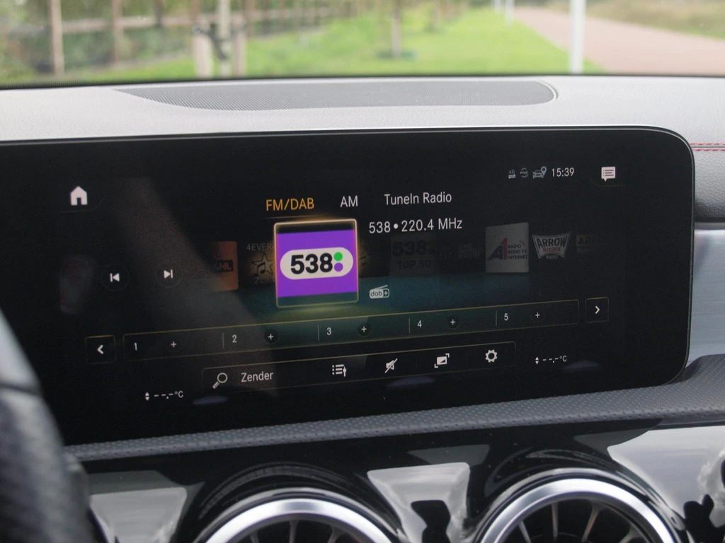 Mercedes-Benz CLA – foto 20