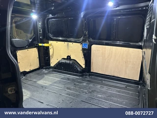 Ford Transit Custom – thumbnail 14