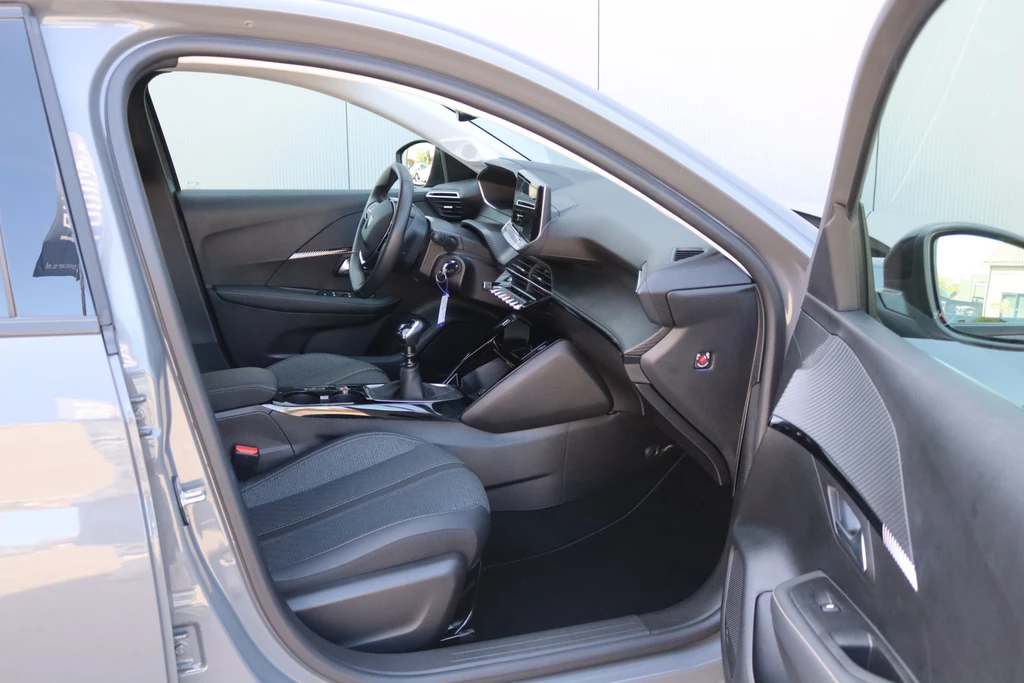 Peugeot 208 – foto 13