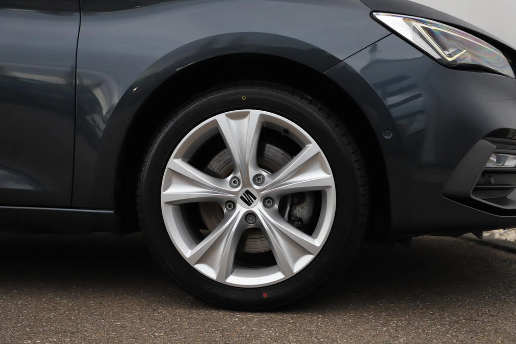 SEAT Leon – foto 6