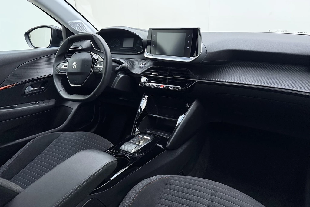 Peugeot e-208 – foto 12