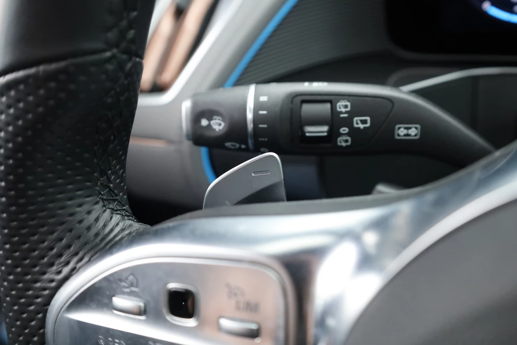 Mercedes-Benz EQC – foto 14