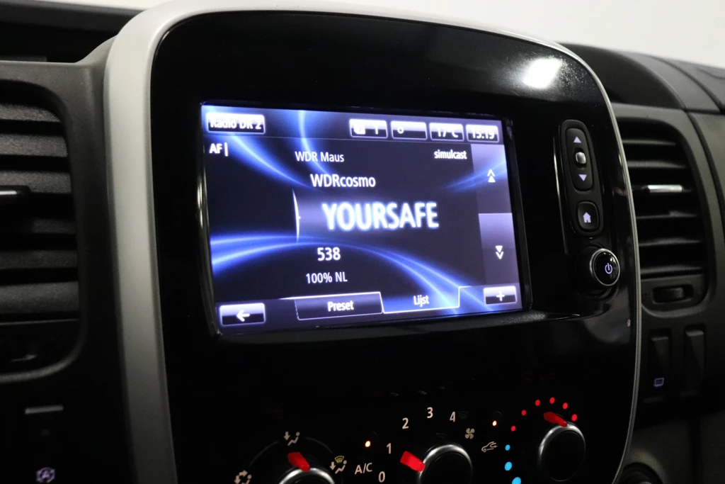 Renault Trafic – foto 13