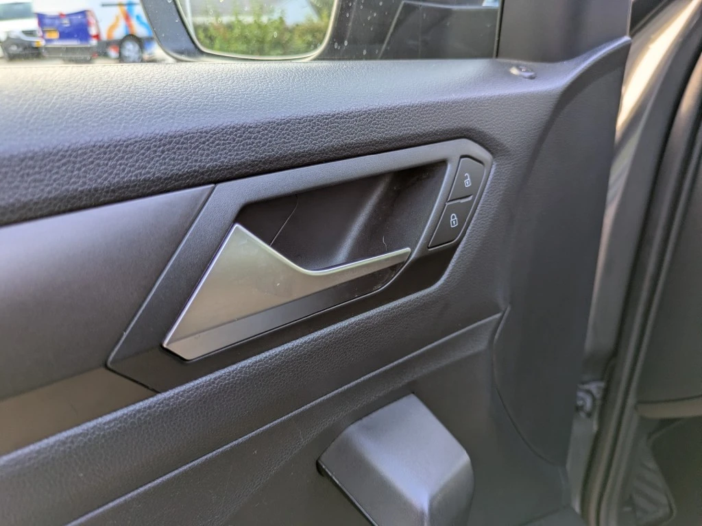 Volkswagen T-Roc – foto 30