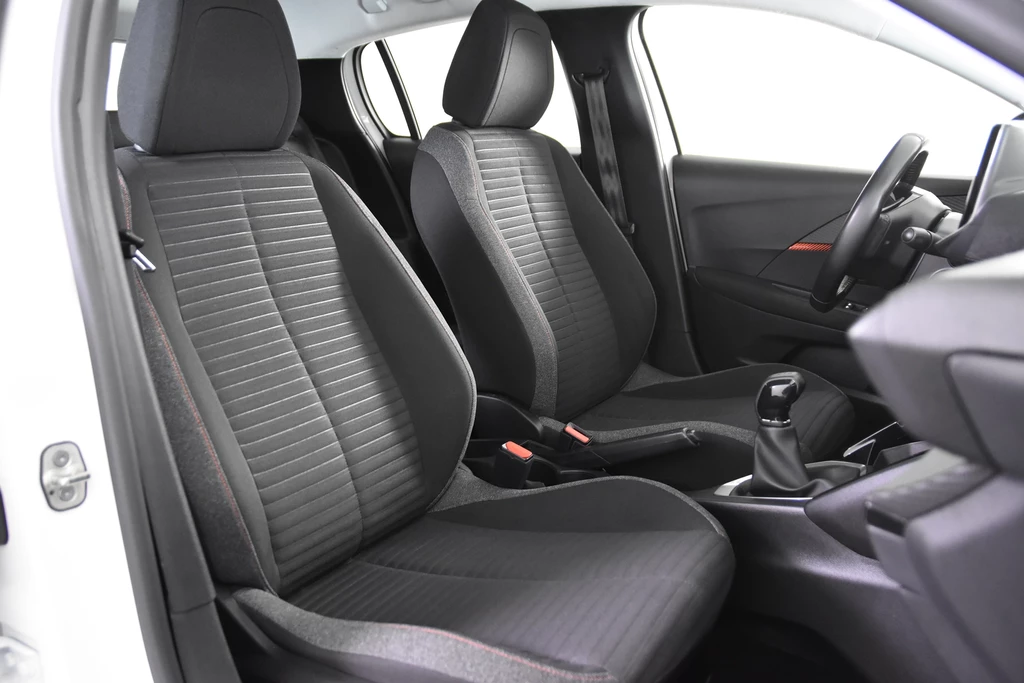 Peugeot 208 – foto 13