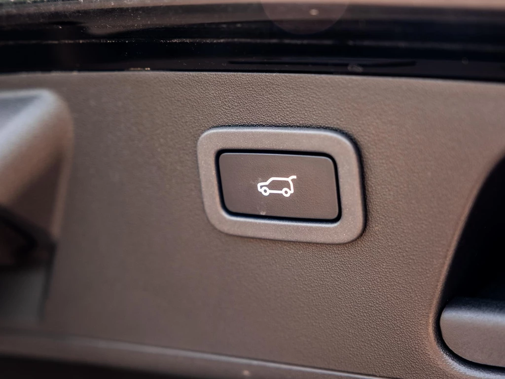 Jaguar E-PACE – foto 53