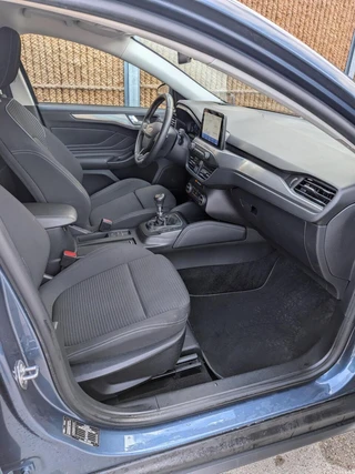 Ford Focus – thumbnail 11