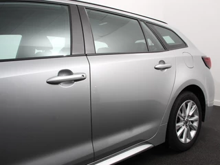 Toyota Corolla Touring Sports – thumbnail 3