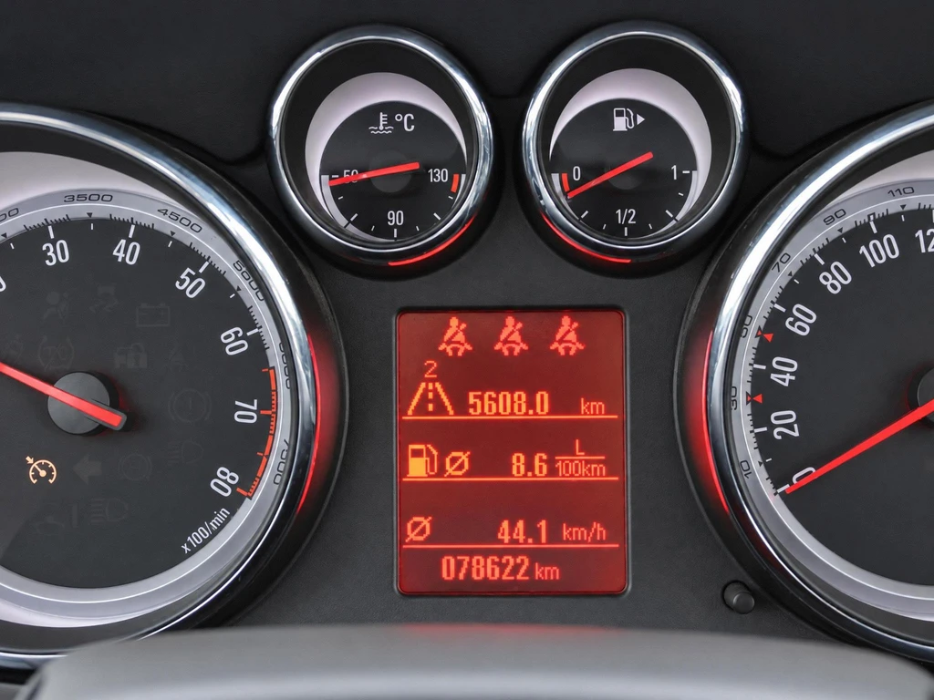 Opel Zafira Tourer – foto 14