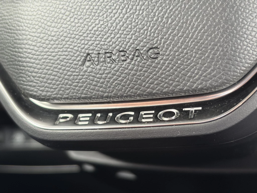 Peugeot 208 – foto 30