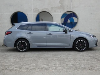 Toyota Corolla Touring Sports – thumbnail 4