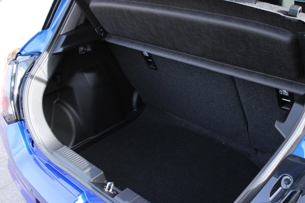 Suzuki Swift – foto 9
