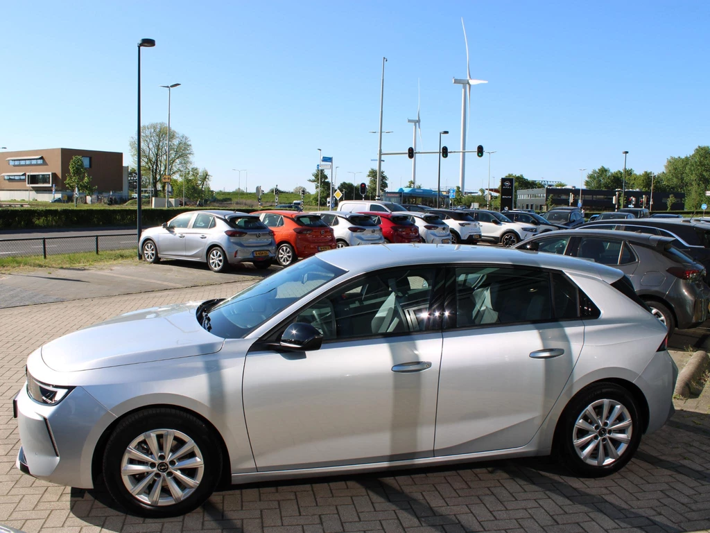 Opel Astra – foto 2