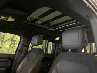 Land Rover Defender – thumbnail 10