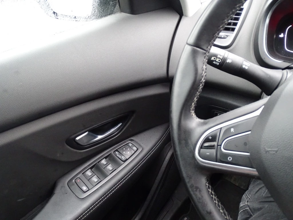 Renault Grand Scénic – foto 11