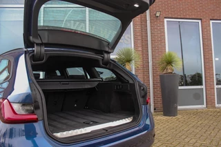BMW 3 Serie – thumbnail 40