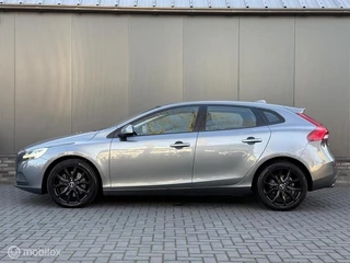 Volvo V40 – thumbnail 4