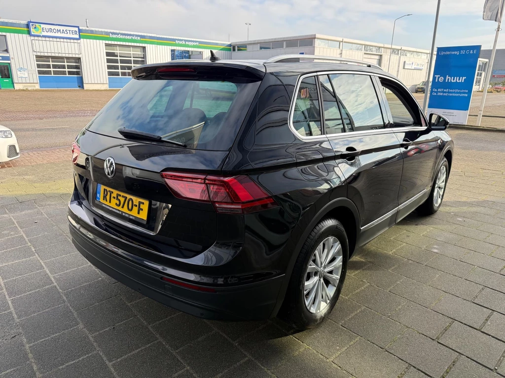 Volkswagen Tiguan – foto 5