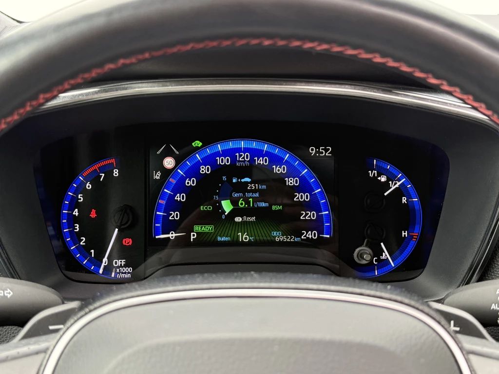 Toyota Corolla Touring Sports – foto 18