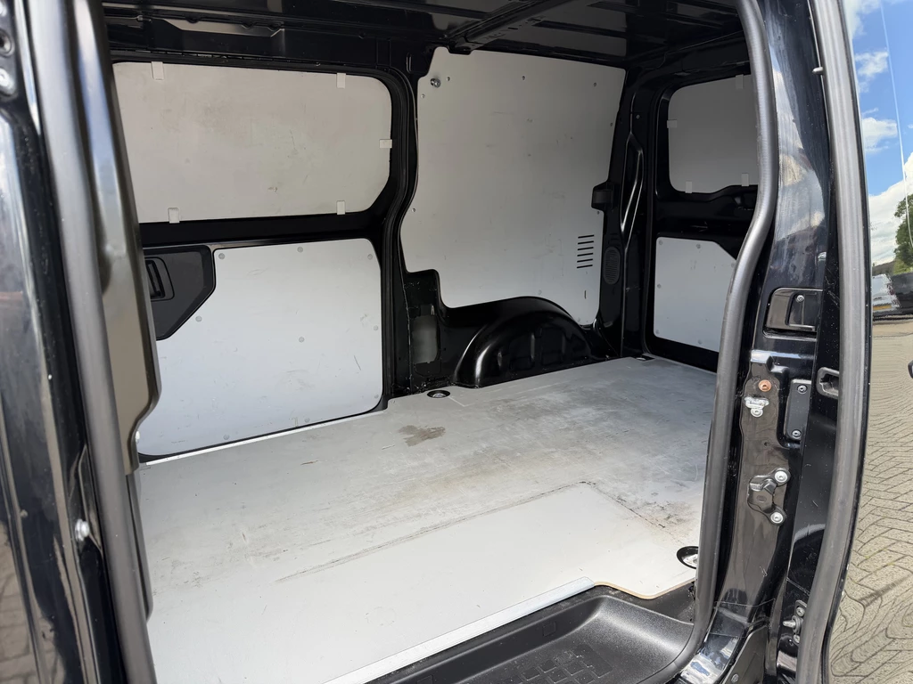 Opel Vivaro – foto 12