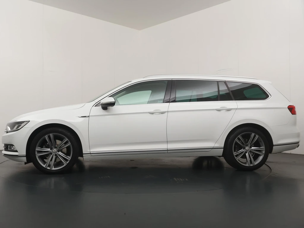 Volkswagen Passat – foto 2