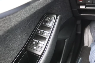 Renault Espace – thumbnail 52