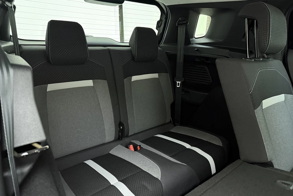Opel Frontera – foto 12