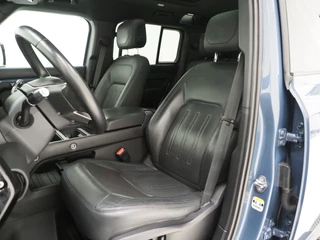 Land Rover Defender – thumbnail 9