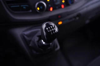 Ford Transit Custom – thumbnail 37