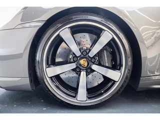 Porsche 911 – thumbnail 35