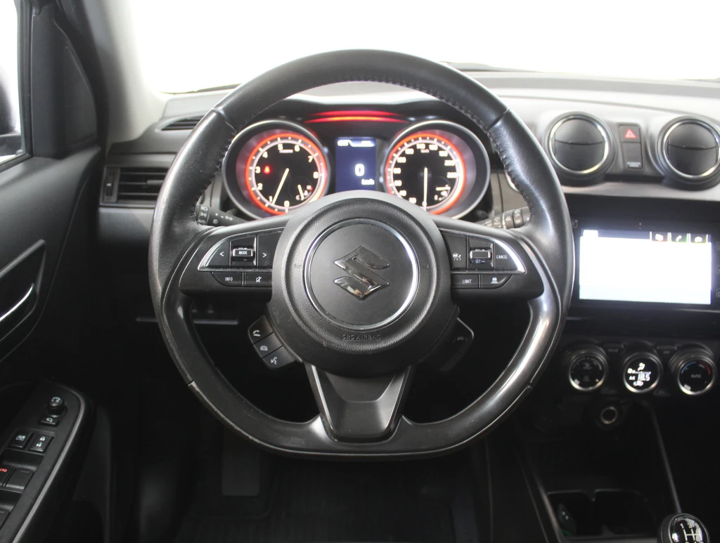 Suzuki Swift – foto 22