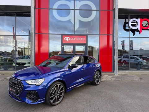 Audi RSQ3 TFSI RS / Panorama/ Full spec
