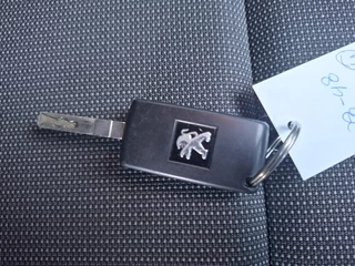 Peugeot Partner – thumbnail 30