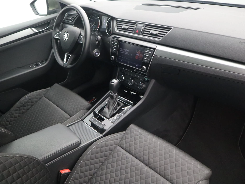 Škoda Superb – foto 44