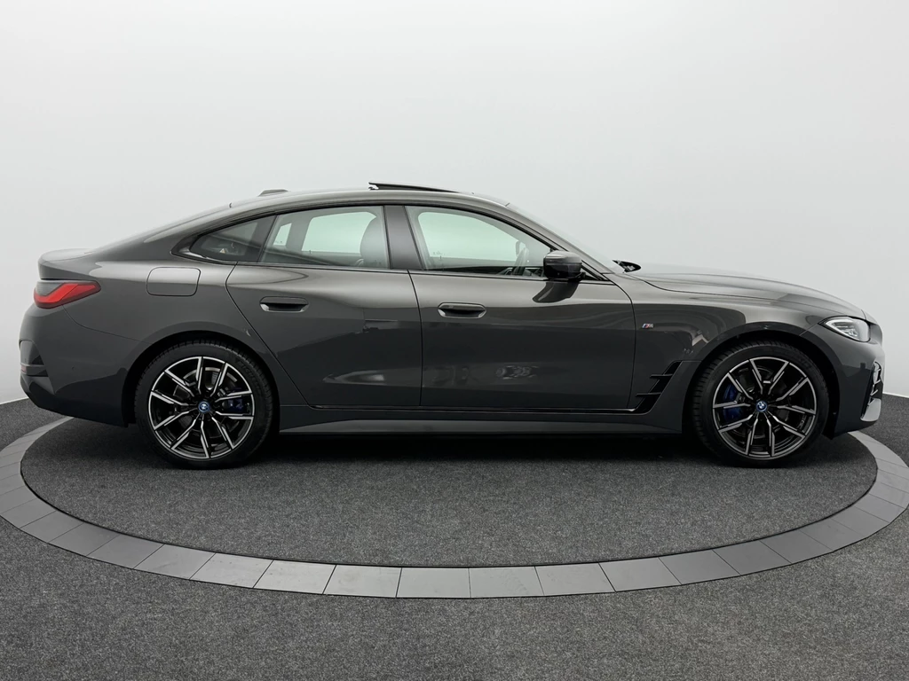 BMW i4 – foto 7