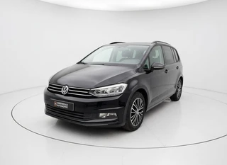 Volkswagen Touran – thumbnail 1