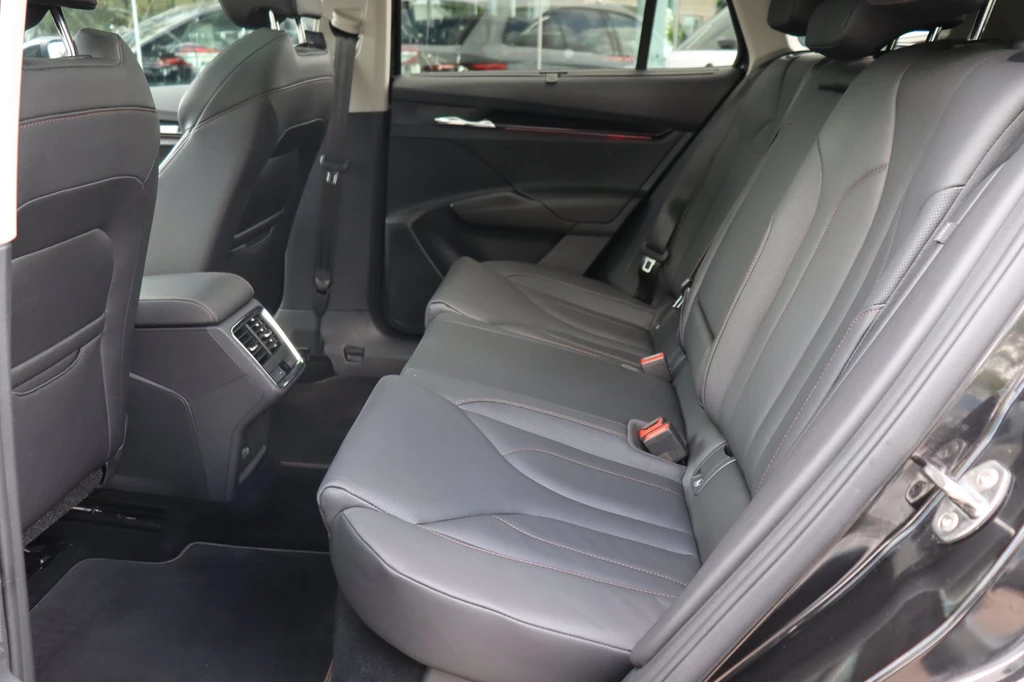 Škoda Enyaq iV – foto 11
