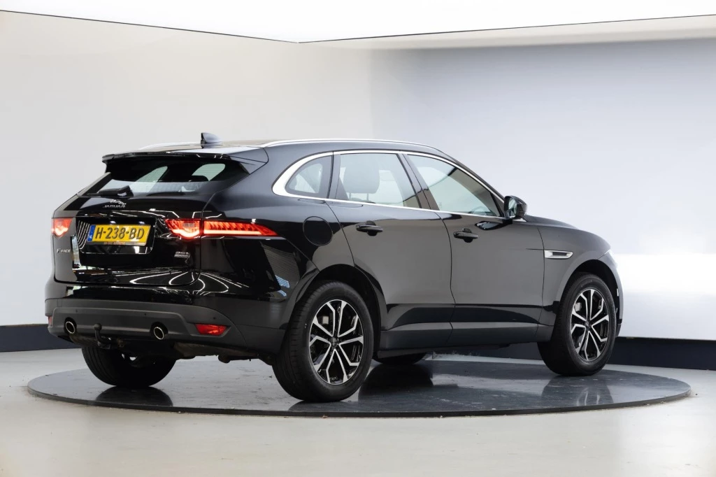 Jaguar F-PACE – foto 5