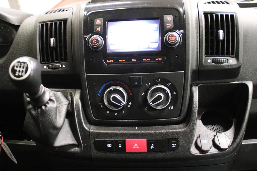 Peugeot Boxer – foto 13