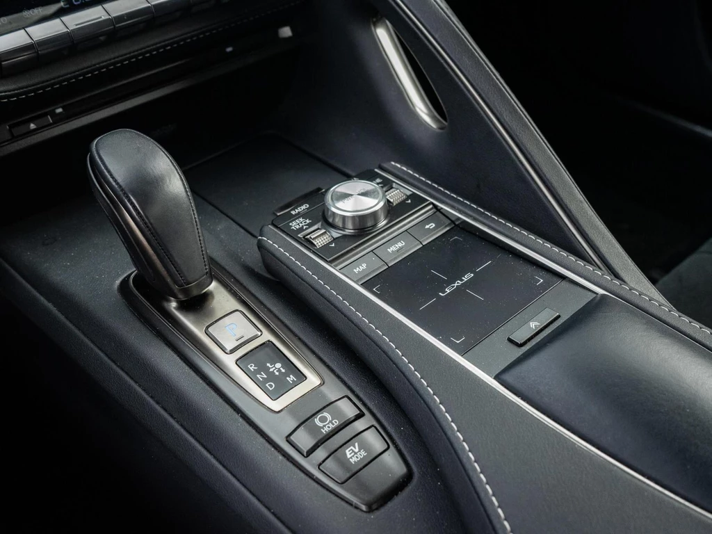 Lexus LC – foto 25