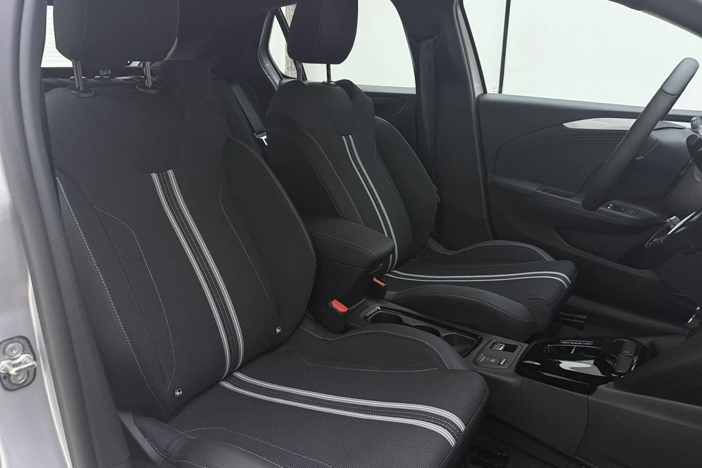 Opel Corsa-e – foto 11