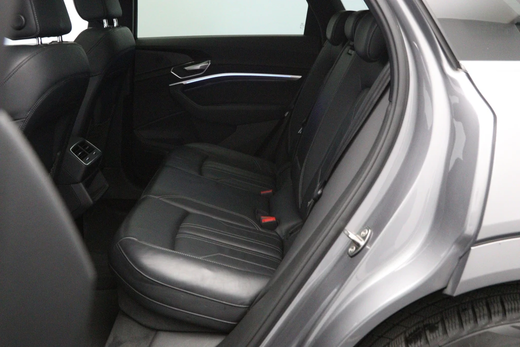 Audi e-tron – foto 30
