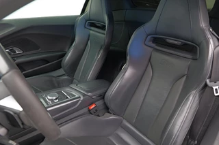 Audi R8 – thumbnail 22