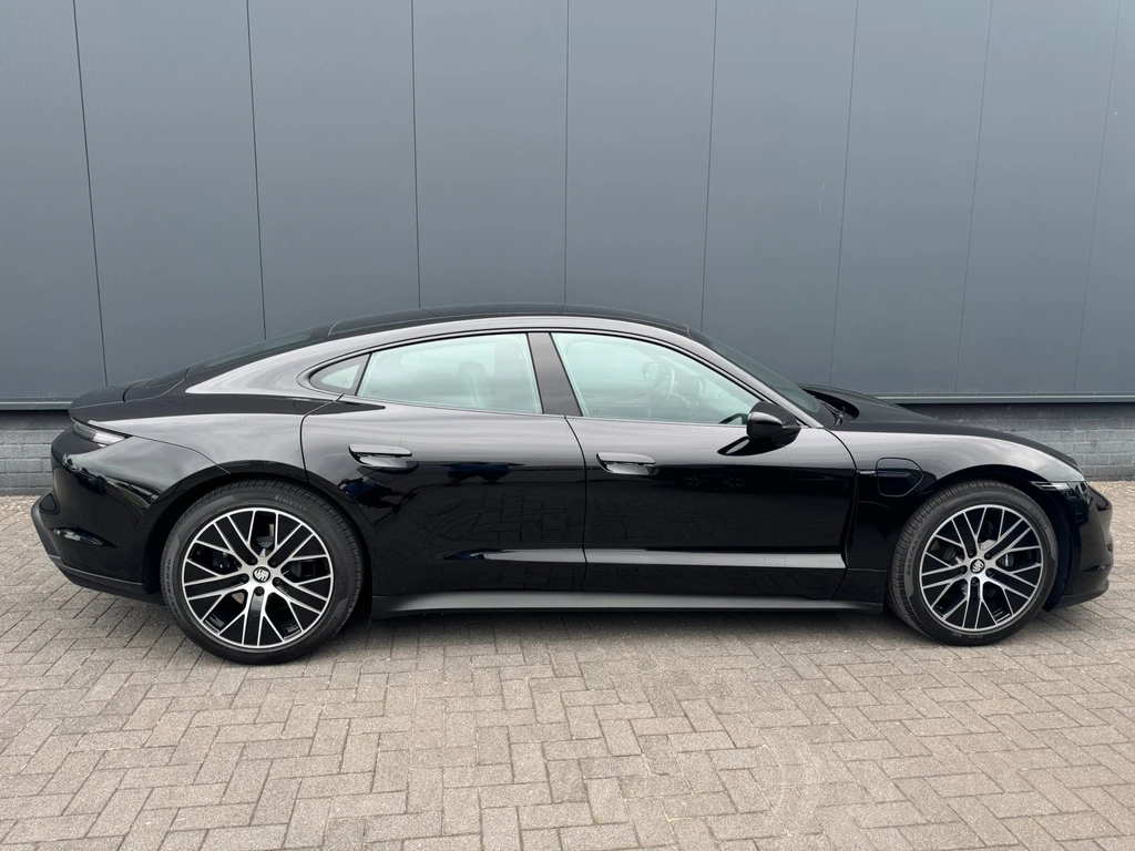 Porsche Taycan – foto 6