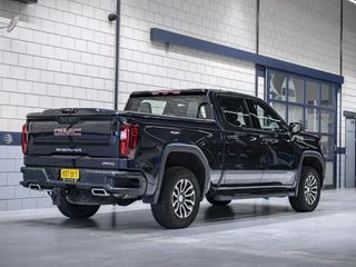 GMC Sierra – thumbnail 4