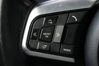 Jaguar F-Type – thumbnail 23