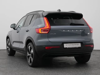 Volvo XC40 – thumbnail 4