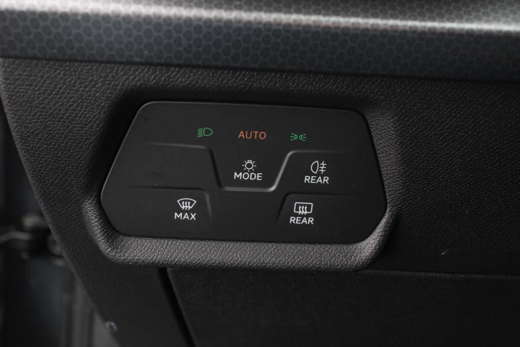 SEAT Leon – foto 13
