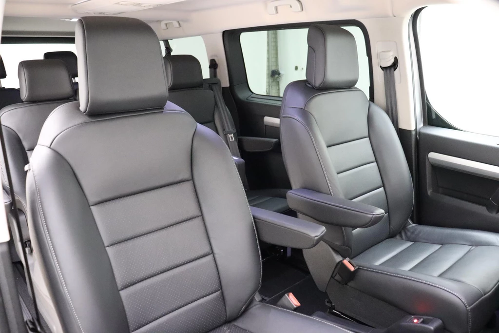 Peugeot Traveller – foto 11